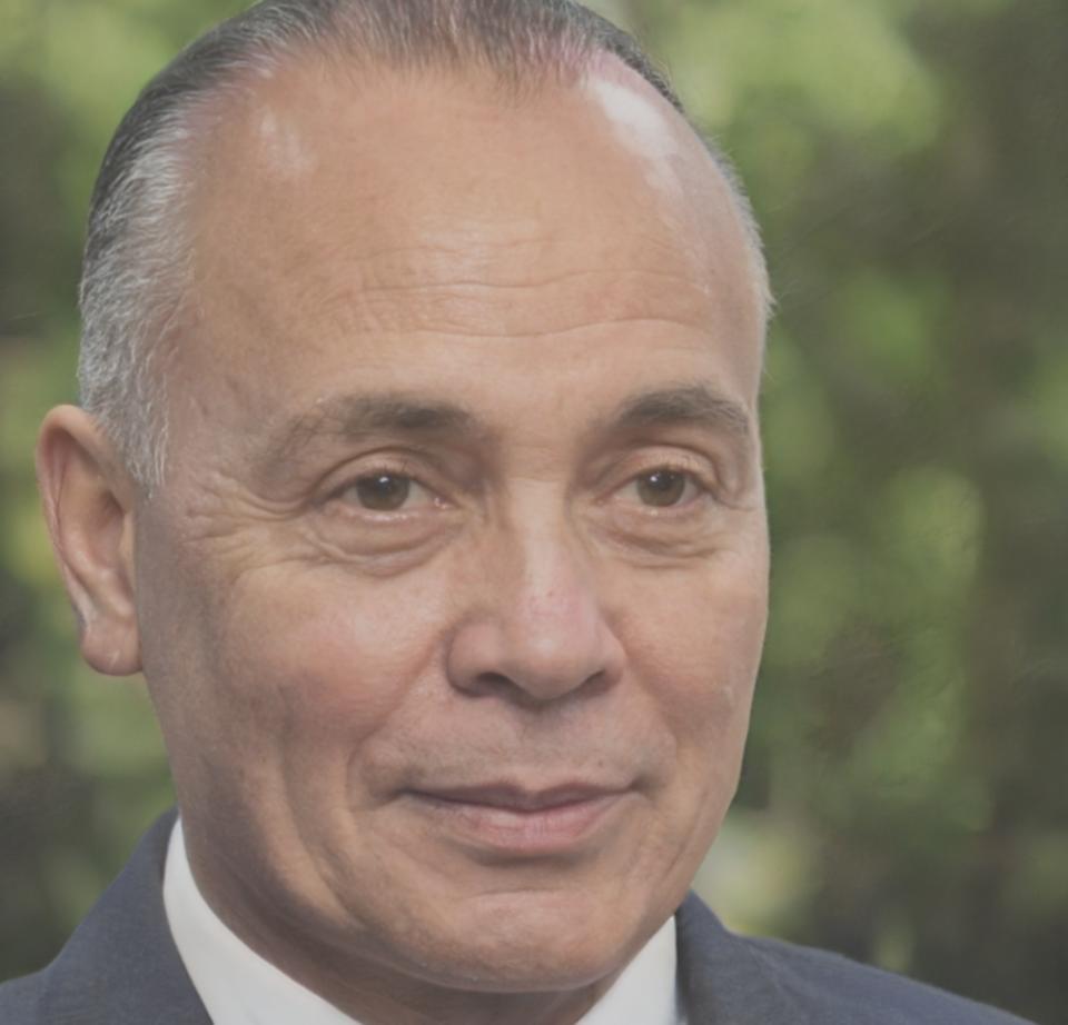 Portrait de Pierre Laurent